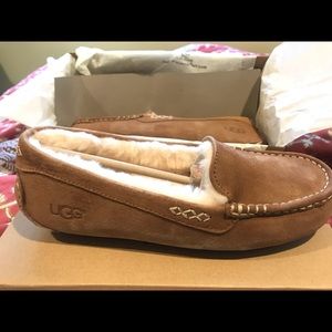 NIB UGG Ansley Slippers